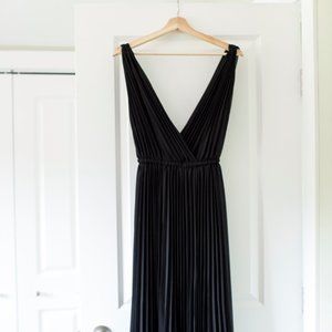 Wilfred Black deep V pleated dress